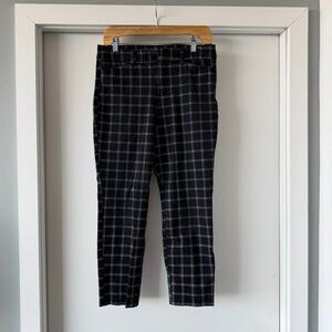 Old Navy High Rise Pixie Pants Size 8 Plaid